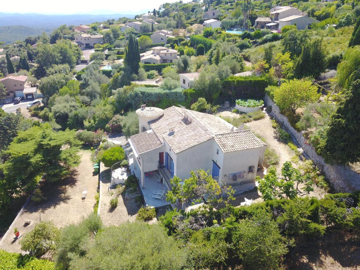 La Tourrette Bed and Breakfast Tourrettes-sur-Loup Exteriör bild