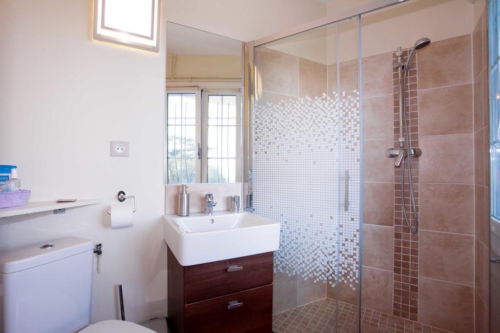 La Tourrette Bed and Breakfast Tourrettes-sur-Loup Exteriör bild
