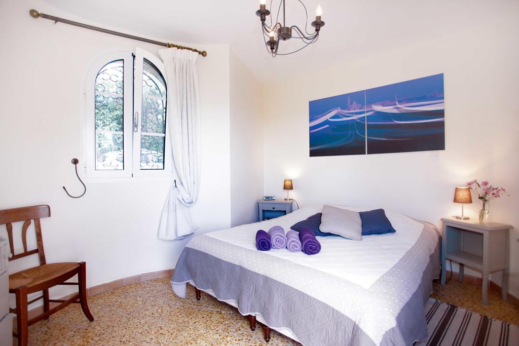 La Tourrette Bed and Breakfast Tourrettes-sur-Loup Exteriör bild
